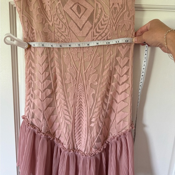 Saints and Secrets Anthropologie Mauve Off-The-Shoulder Dress, NWT, Size M - Picture 5 of 8